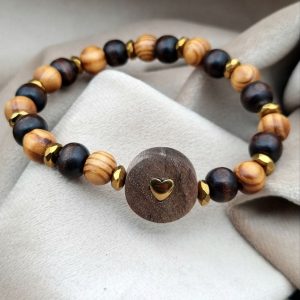Heart of Walnut – snaga u nežnosti – ženska „(ne)Moguća“ narukvica