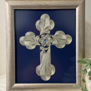 Pravoslavni krst od srmenog konca