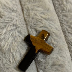 Crni Krstić – Orah & Epoksi