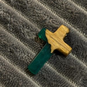 Zeleni krstić – Orah & Epoksi